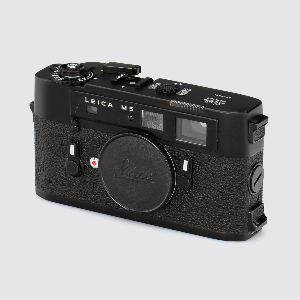 leica-m5-black-3-lug-