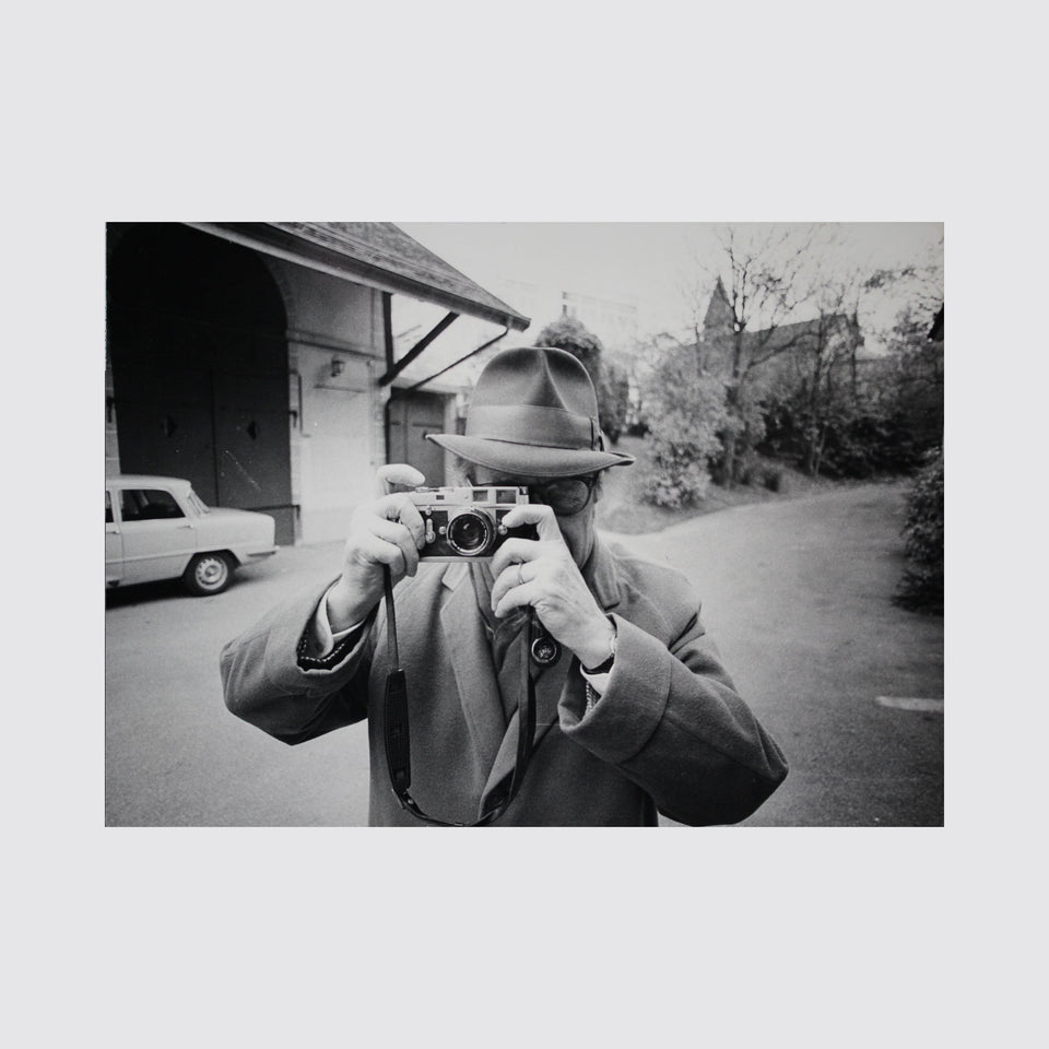 Michel Labelle Georges Simenon with his Leica M3, France 1960s – Vintage Cameras & Lenses – Coeln Cameras