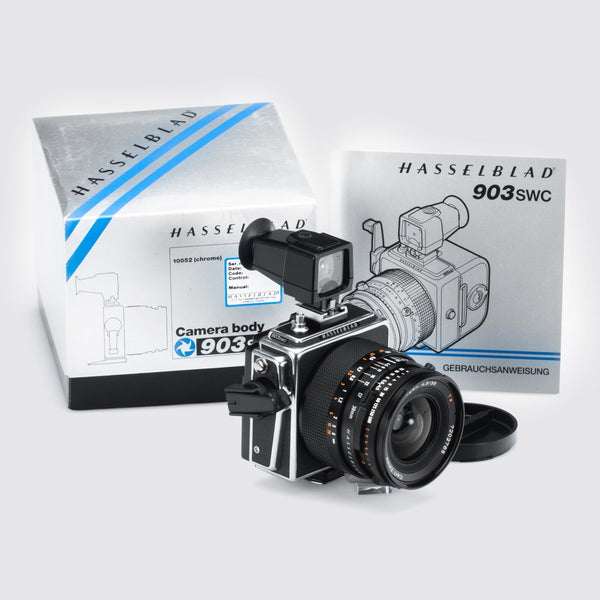 HASSELBLAD 903SWC 皮を飾ります Hasselblad 903SWC - Analog Camera Retrospective (Review)
