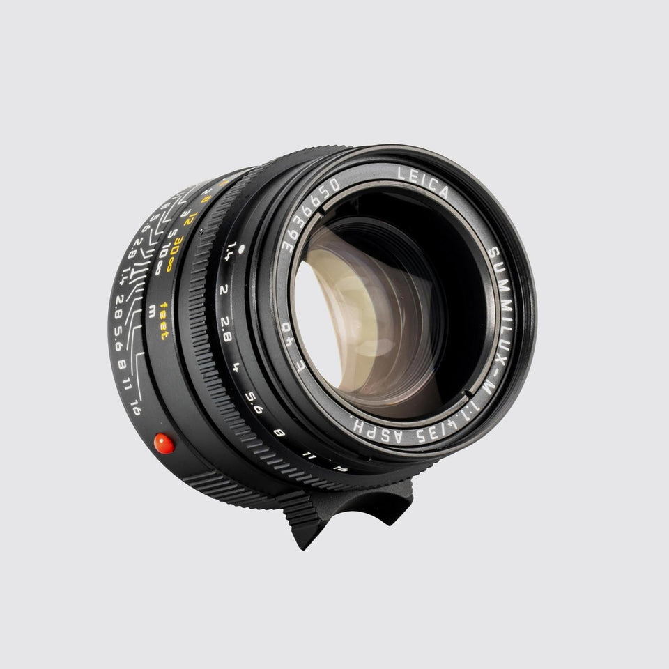 Leica Summilux-M 1,4/35mm ASPH. 11874 – Vintage Cameras & Lenses – Coeln Cameras