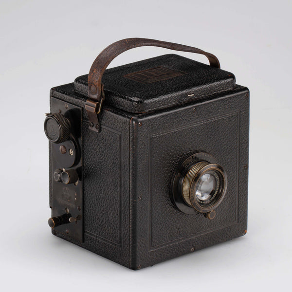Historical Cameras (1840–1940) | Vintage Cameras & Lenses | Coeln Cameras