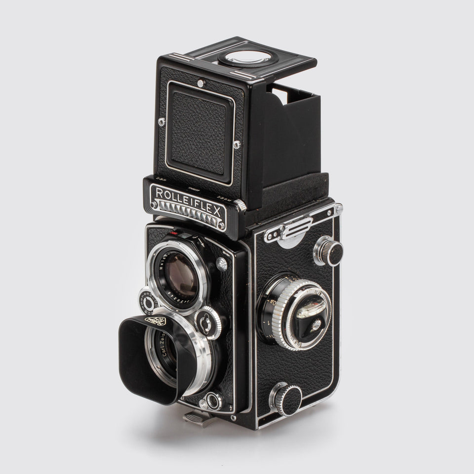 Lot de FRANKE HEIDECKE. Rolleiflex 6x6, modèle T 2172437. Objectif Lot de FRANKE HEIDECKE. Rolleiflex 6x6, modèle T 2172437. Objectif